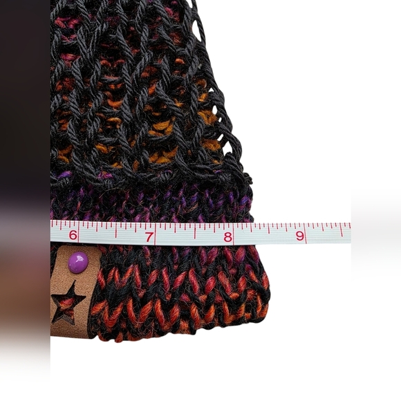 Handmade knitted beanie toque knit mesh overlay vegan leather tag slight slouch - Picture 5 of 6